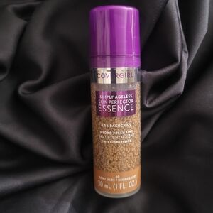 COVERGIRL Simply Ageless Skin Perfector Essence - Tan & Purple